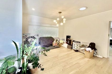 Photo of property in 10 Dodson Avenue, Milford, Auckland, 0620