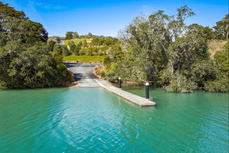 Photo of property in 79 Bishop Lane, Tawharanui Peninsula, Matakana, 0986