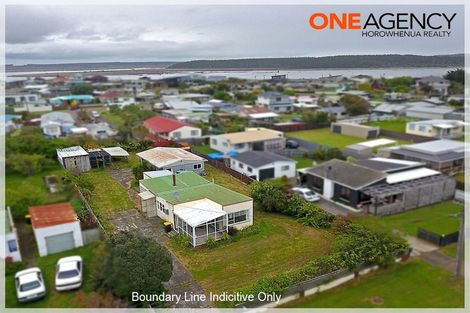 Photo of property in 14 Linklater Avenue, Foxton Beach, Foxton, 4815