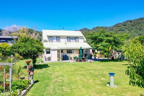 Photo of property in 24 Nesbitt Street, Matata, Whakatane, 3194