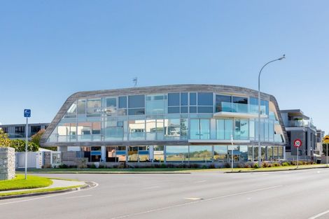 Photo of property in 5/50 Marine Parade, Mount Maunganui, 3116