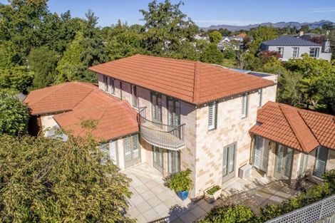 Photo of property in 30 Makora Street, Fendalton, Christchurch, 8041