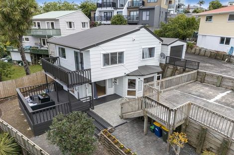 Photo of property in 3/22 Hogans Road, Glenfield, Auckland, 0629