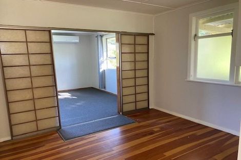 Photo of property in 8 Davidson Crescent, Tawa, Wellington, 5028