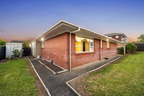 Photo of property in 2/42 Luton Avenue, Sunnyhills, Auckland, 2010
