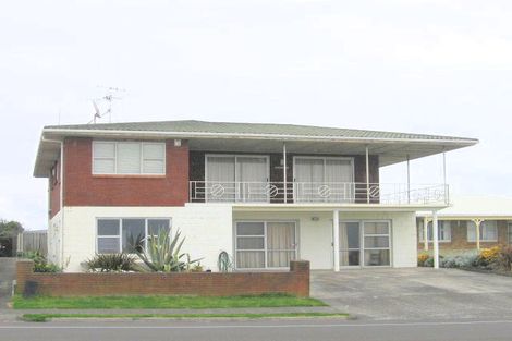 Photo of property in 166 Marine Parade, Mount Maunganui, 3116