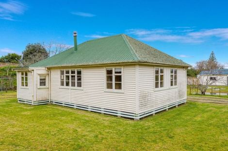 Photo of property in 17 Tawa Street, Edgecumbe, 3120