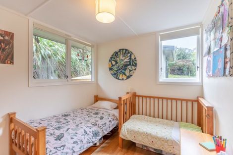 Photo of property in 99 Houghton Bay Road, Houghton Bay, Wellington, 6023