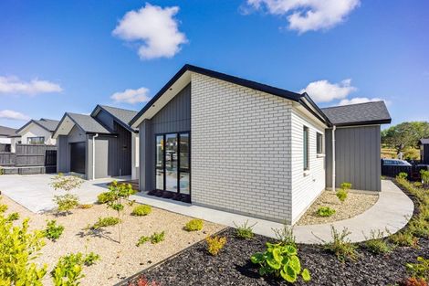 Photo of property in 2 Macgregor Lane, Wainui, 0992