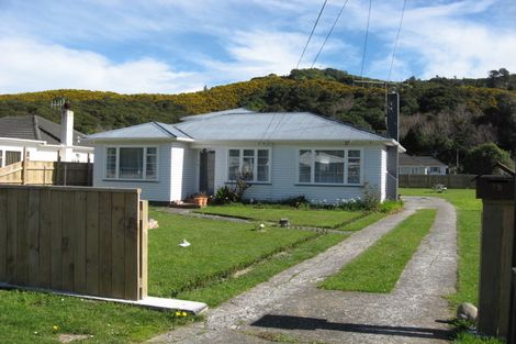Photo of property in 75 Westminster Road, Wainuiomata, Lower Hutt, 5014