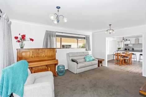 Photo of property in 8 Ashby Place, Pukekohe, 2120