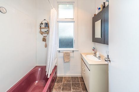 Photo of property in 113 Cornfoot Street, Castlecliff, Whanganui, 4501