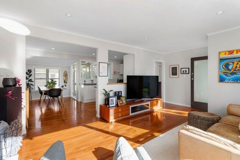 Photo of property in 1 Waipani Road, Te Atatu Peninsula, Auckland, 0610