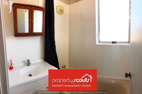 Photo of property in 3 Medina Place, Half Moon Bay, Auckland, 2012
