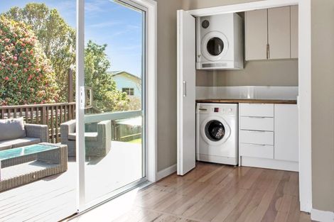 Photo of property in 34 Havelock Street, Opunake, 4616