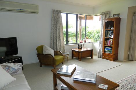 Photo of property in 15 Charlotte Kemp Drive, Kerikeri, 0230