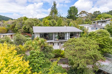 Photo of property in 5 Winchester Avenue, Pinehaven, Upper Hutt, 5019