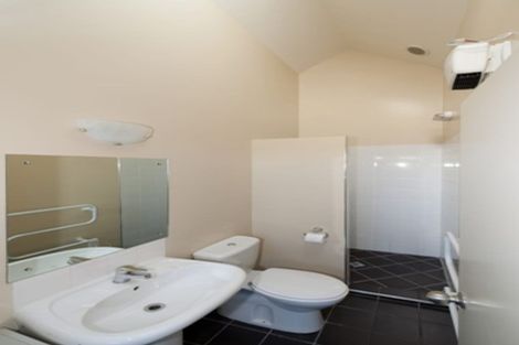 Photo of property in 2/1010 Colombo Street, St Albans, Christchurch, 8014