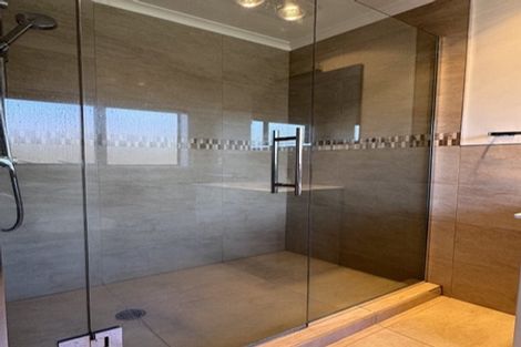 Photo of property in 12 Aclare Place, East Tamaki, Auckland, 2016