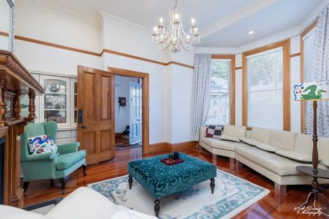 Photo of property in 37 Grant Road, Thorndon, Wellington, 6011