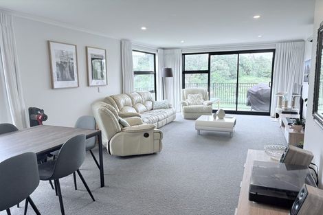 Photo of property in 12a Discovery Place, Marfell, New Plymouth, 4310