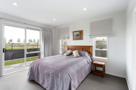 Photo of property in 17 Hurunui Drive, Te Awa, Napier, 4110