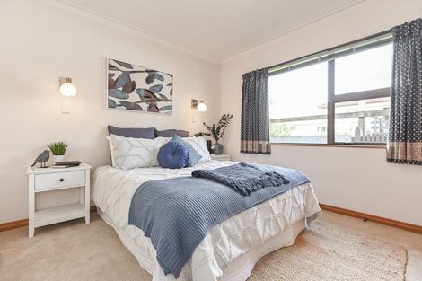 Photo of property in 2/505 Fitzroy Avenue, Hastings, 4122