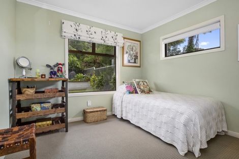 Photo of property in 24 Ranui Terrace, Tawa, Wellington, 5028