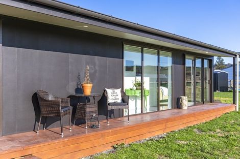 Photo of property in 20 White Road, Otane, 4202