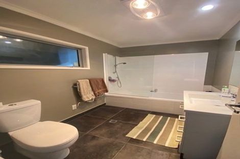 Photo of property in 81 Downing Street, Crofton Downs, Wellington, 6035