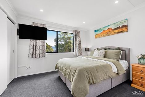 Photo of property in 8 Josland Lane, Wallaceville, Upper Hutt, 5018