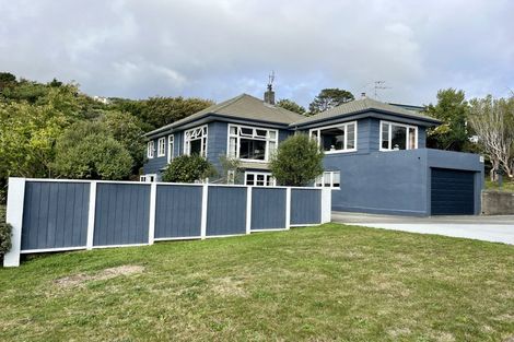 Photo of property in 14 Cecil Road, Tawa, Wellington, 5028