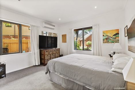 Photo of property in 26 Futuna Close, Karori, Wellington, 6012