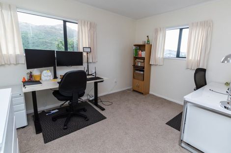 Photo of property in 8a Furlong Crescent, Churton Park, Wellington, 6037