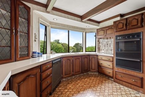 Photo of property in 10 Wilmington Place, Forrest Hill, Auckland, 0620