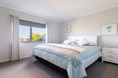 Photo of property in Trackside Villas, 22/91 Mako Mako Road, Levin, 5510