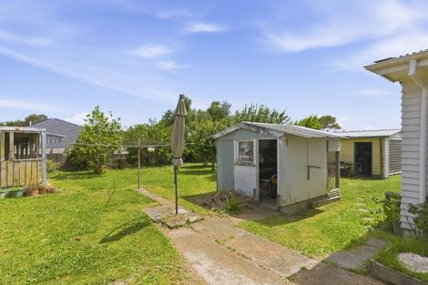 Photo of property in 6 Awatea Street, Levin, 5510