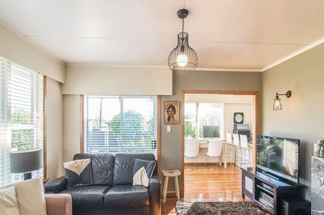 Photo of property in 88 Ngaio Road, Waikanae, 5036