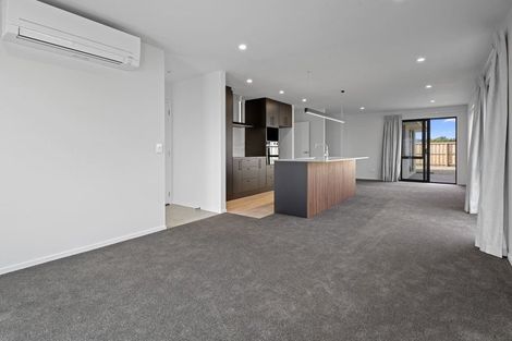 Photo of property in 12 Mccahon Lane, Rolleston, 7615