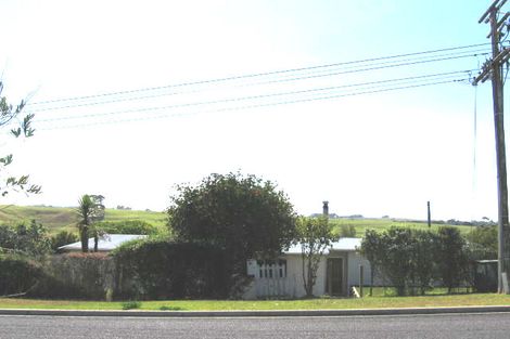 Photo of property in 1/1 Wairere Road, Torbay, Auckland, 0630