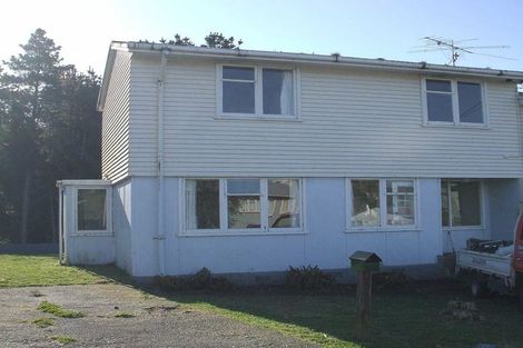 Photo of property in 11 York Place, Cannons Creek, Porirua, 5024