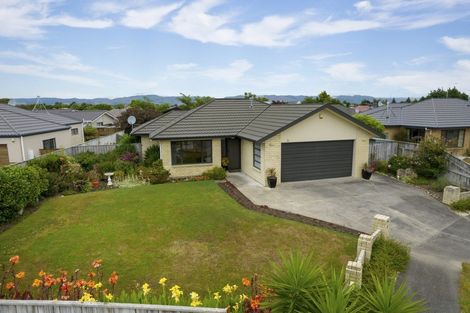 Photo of property in 8 Brookside Close, Highbury, Palmerston North, 4412