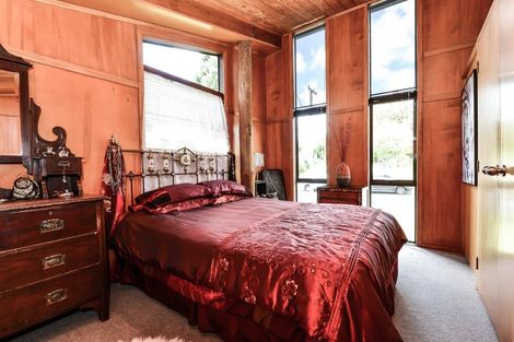 Photo of property in 57 Gibson Road, Dinsdale, Hamilton, 3204