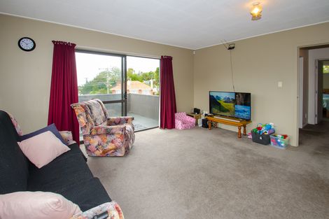 Photo of property in 12 Glen Road, Mornington, Dunedin, 9011