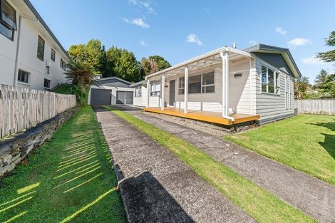 Photo of property in 4 Puketotara Street, Highlands Park, New Plymouth, 4312