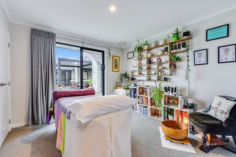 Photo of property in 2 Alan Livingston Drive, Cambridge, 3434