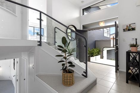 Photo of property in 145 Kings Avenue, Matua, Tauranga, 3110