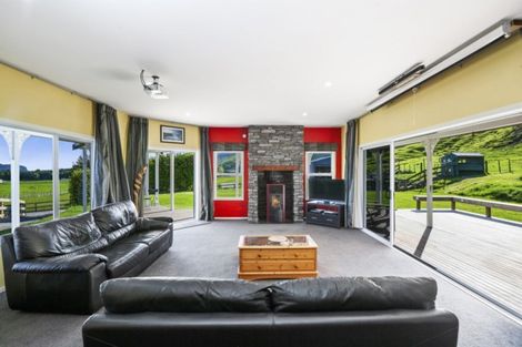 Photo of property in 40 Grant Road, Kinloch, Taupo, 3385