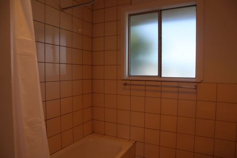 Photo of property in 2/21 Olliviers Road, Phillipstown, Christchurch, 8011