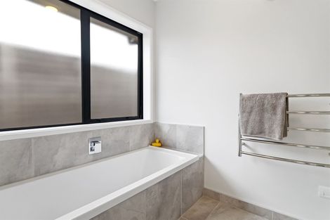 Photo of property in 29 Lynley Park Drive, Omokoroa, 3114